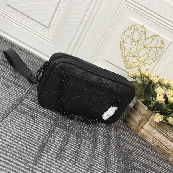 ルイヴィトンバッグ背面デザイン